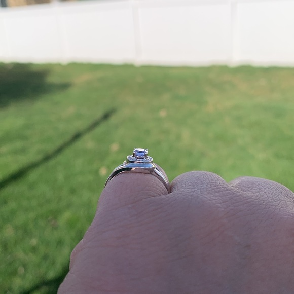 Sterling silver Natural Tanzanite & natural Diamond Ring size 7 - Picture 4 of 7